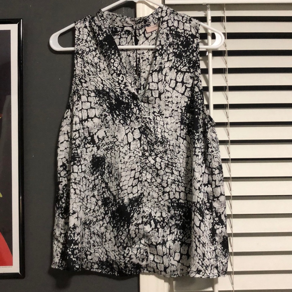 Forever 21 silky tank top blouse snakeskin